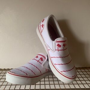 📌 ( Sold ) In-N-Out Burger White Drink Cup Slip-On Shoes